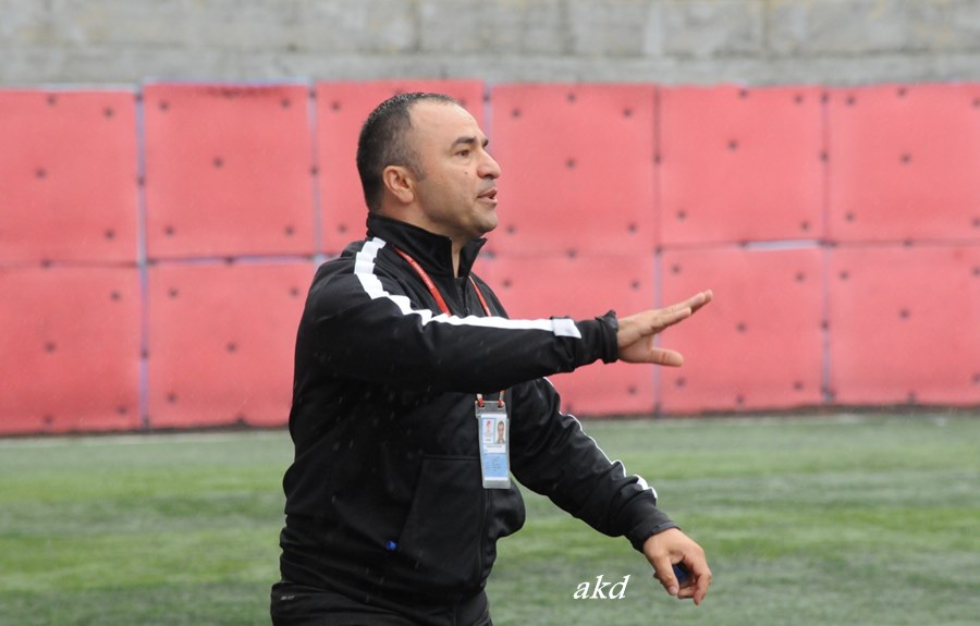 Ayazağa’da Çakırmanoğlu istifa etti