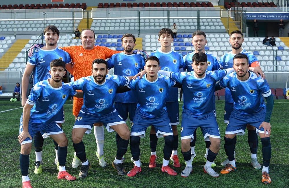 Taşlıtarlaspor Altınyıldız karşısında farklı kazandı