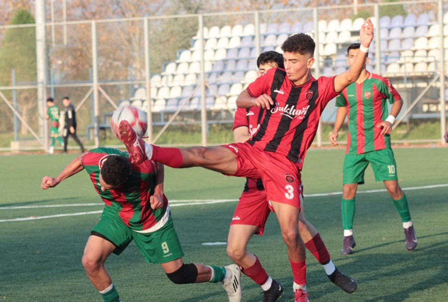 Paşabahçe Gölcük’ten eli boş döndü
