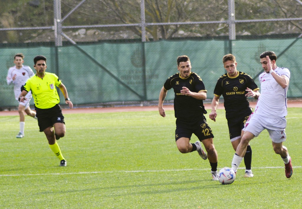 Küçükçekmece İY iç sahada kayıp