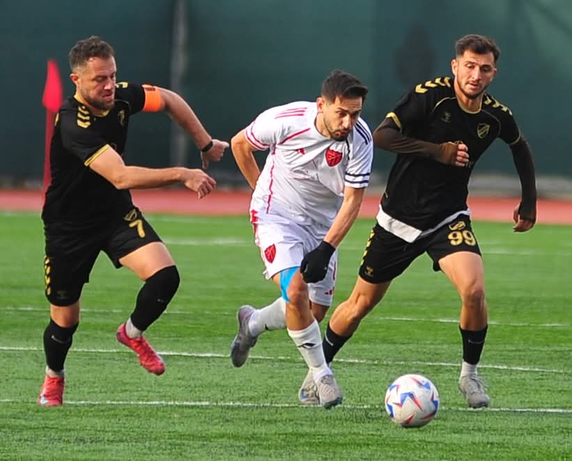 K.Çekmece İdmanyurdu evinde yenilgiye uğradı