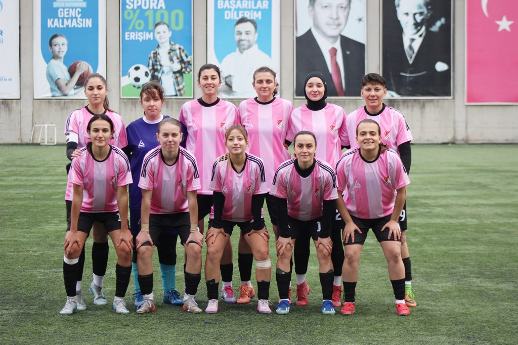 Tekirdağ Gençlik on golle kazandı