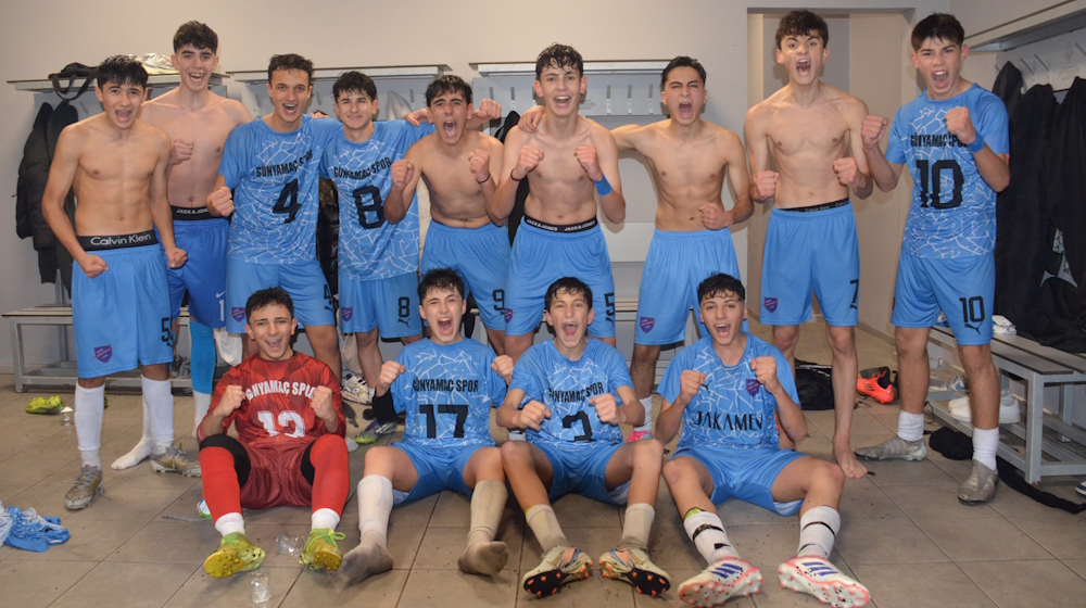 Ligi zirvede bitiren Günyamaç baraj maçı oynamaya hak kazandı