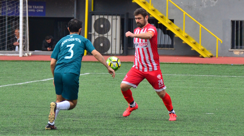 Dört kırmızı kart ve yedi golün olduğu maç Yurdumspor’un oldu