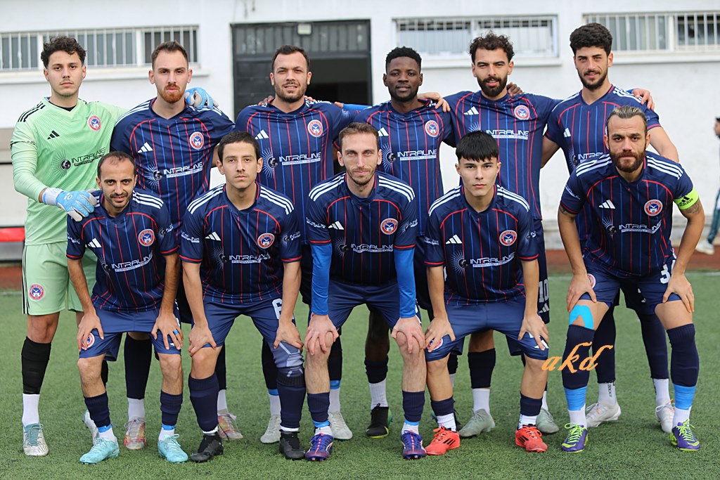 Kilyos yedi golle kazandı Hocası istifa etti