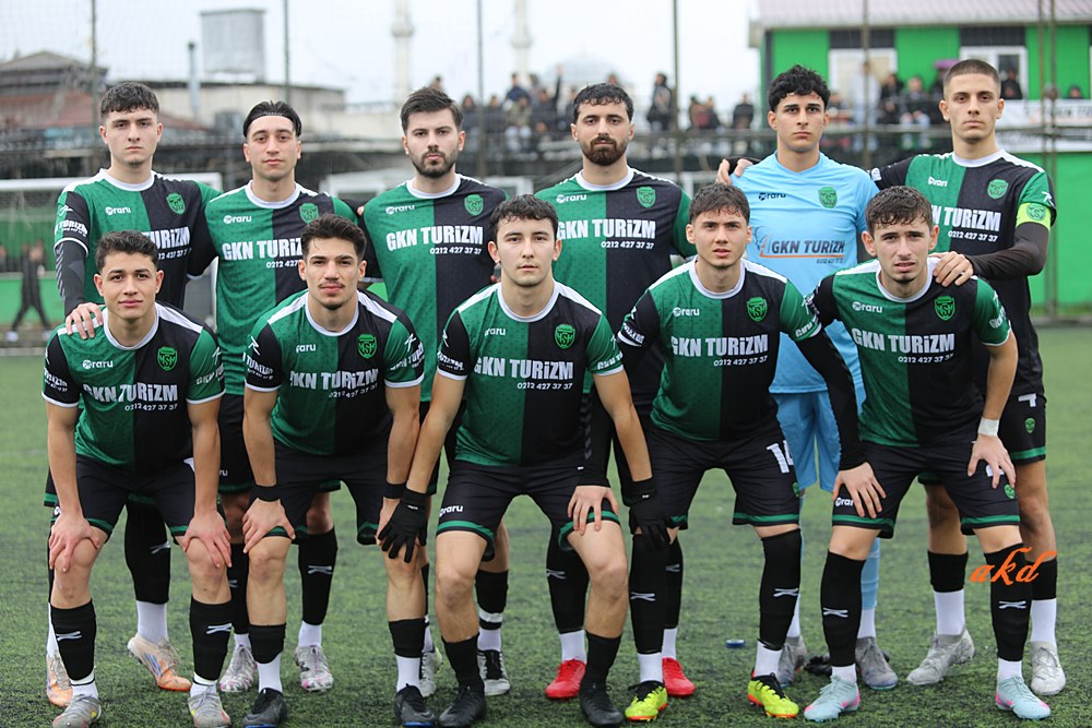 Küçükköyspor Yeniköy’e geçit vermedi