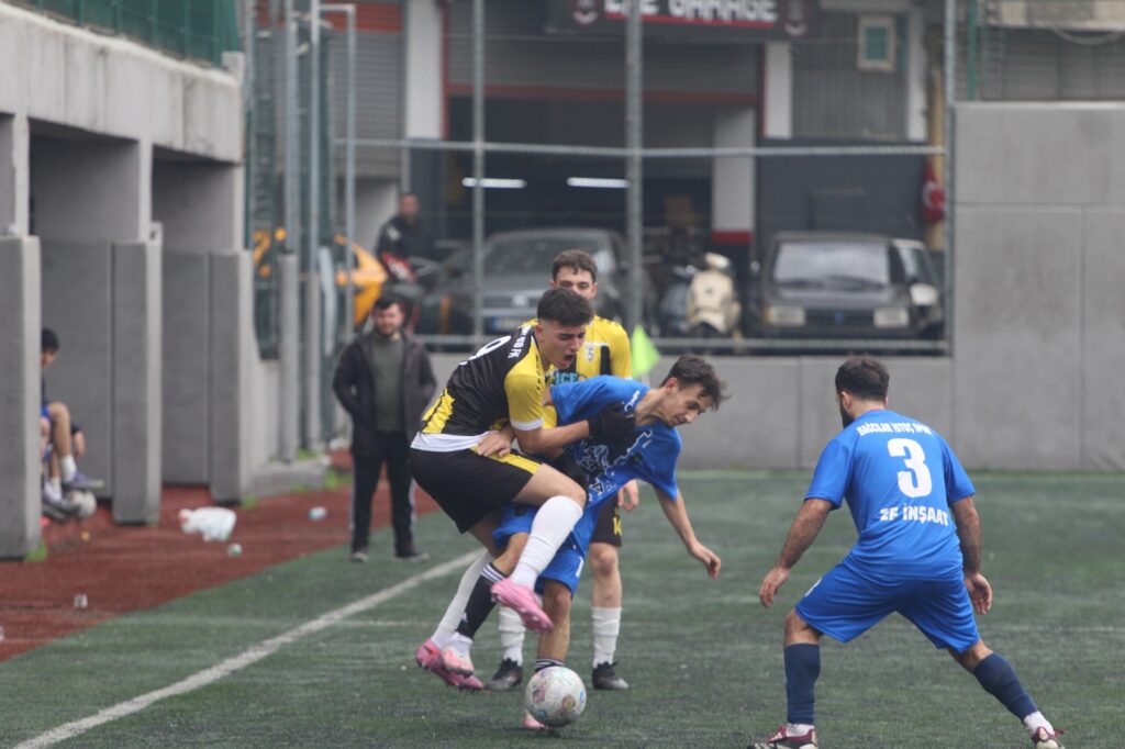 İstoçspor deplasmandan 3 puanla döndü