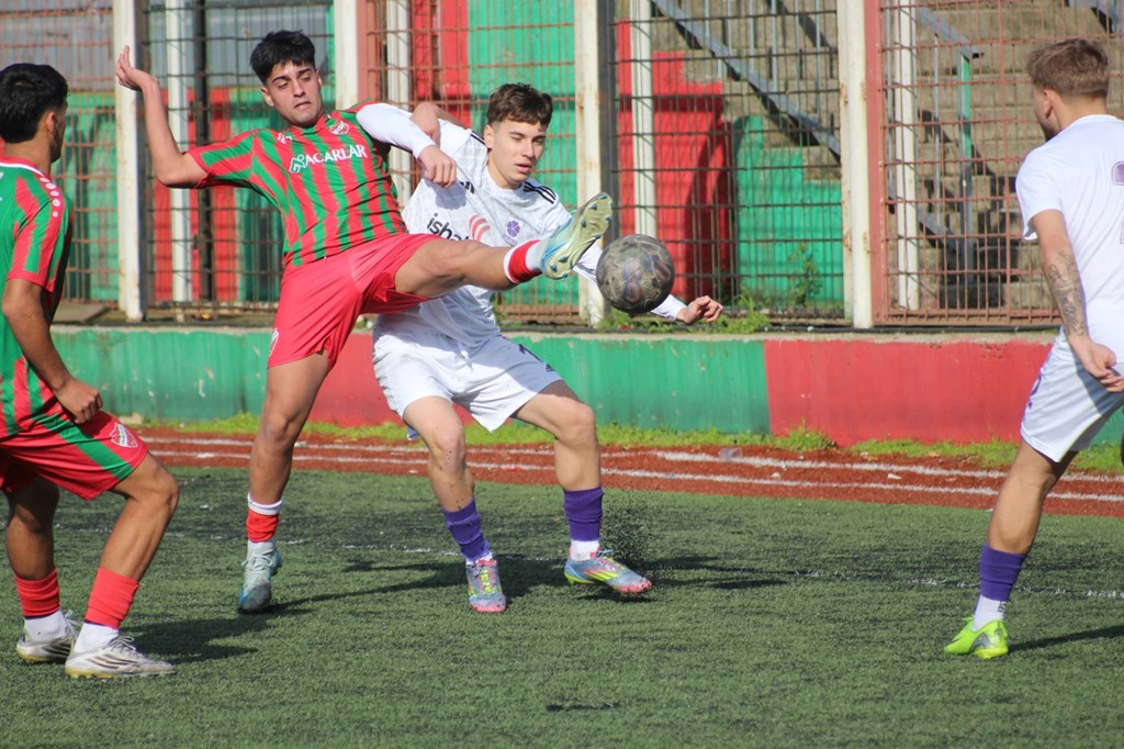 Paşabahçe 10 kişi kalan rakibine yenildi