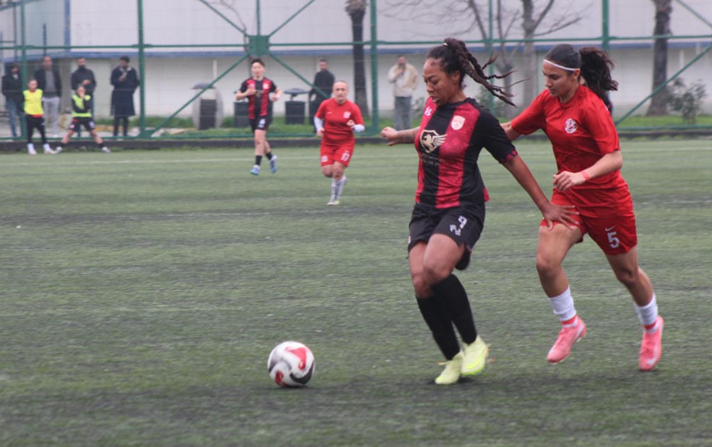 Bakırköy Haymanaspor’u ilk yarıda geçti