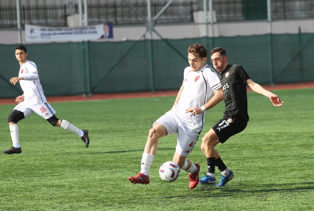 Küçükçekmece İY Tepecik’i ikinci yarıda geçti