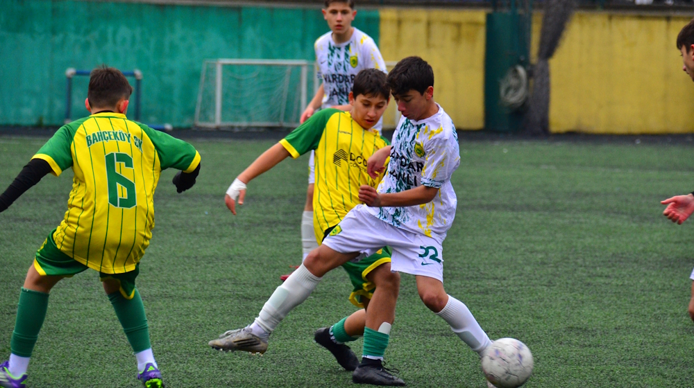 Ayazağa evinde coştu