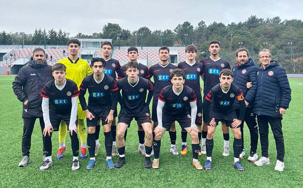 Albayrak sezonu galibiyetle kapattı