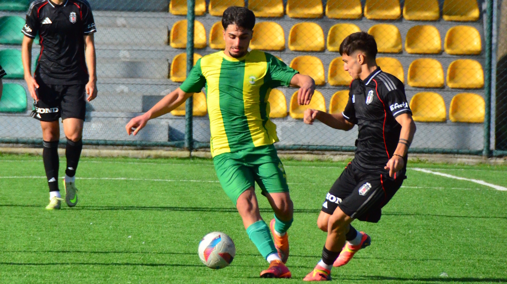 Beşiktaş deplasmanda rahat kazandı