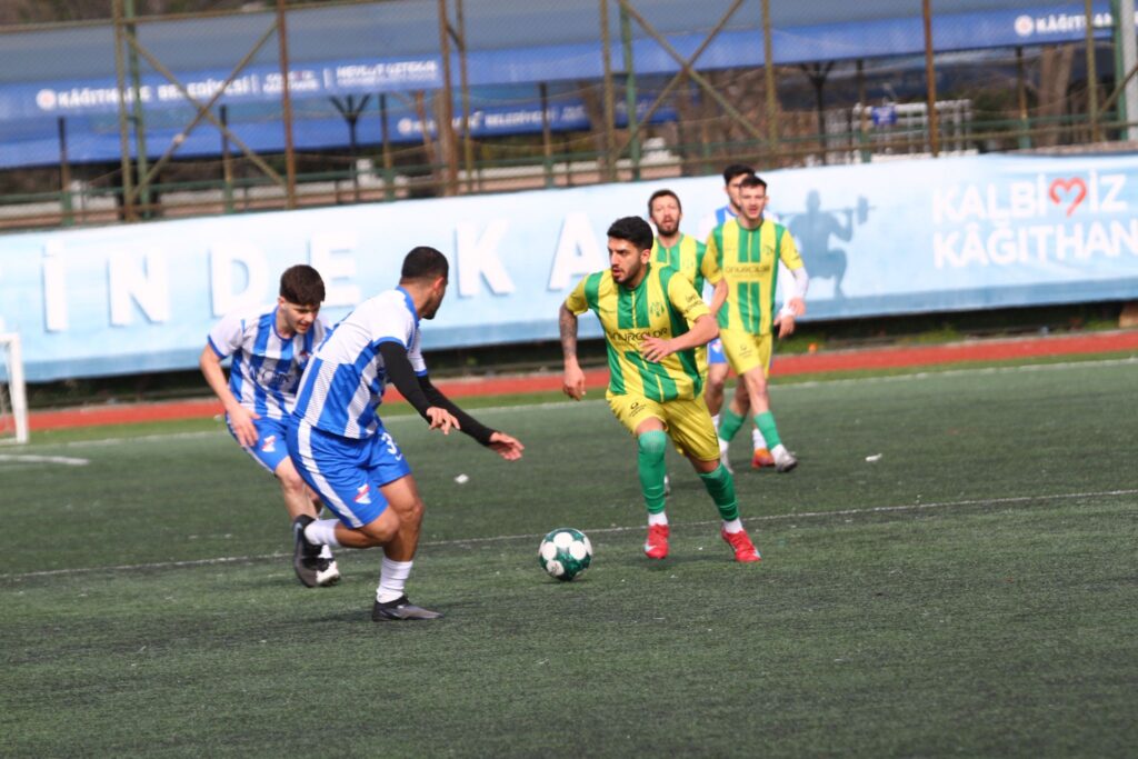 Kağıthanespor farklı kazandı