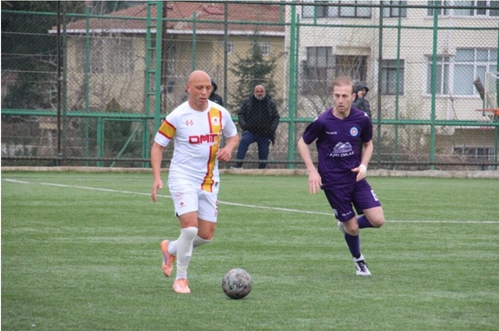 Kanlıcaspor son dakikada 1 puanı kurtardı