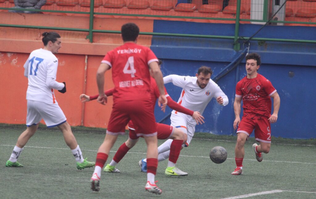 Alibeyköyspor kritik maçı farklı kazandı