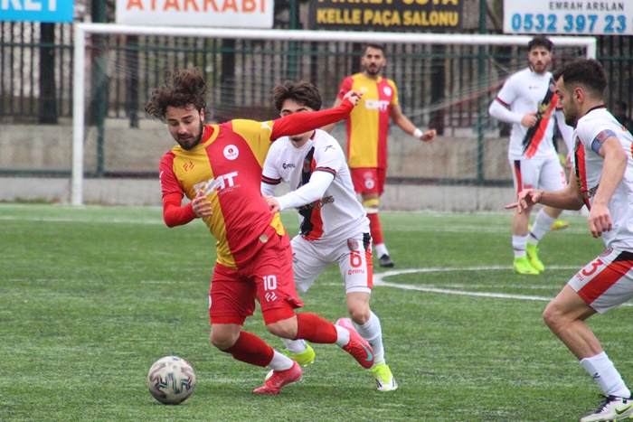 Taçspor zorlu deplasmandan puanla döndü