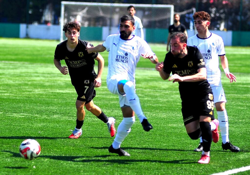 Küçükçekmecespor ile Beylikdüzüspor puanları paylaştı