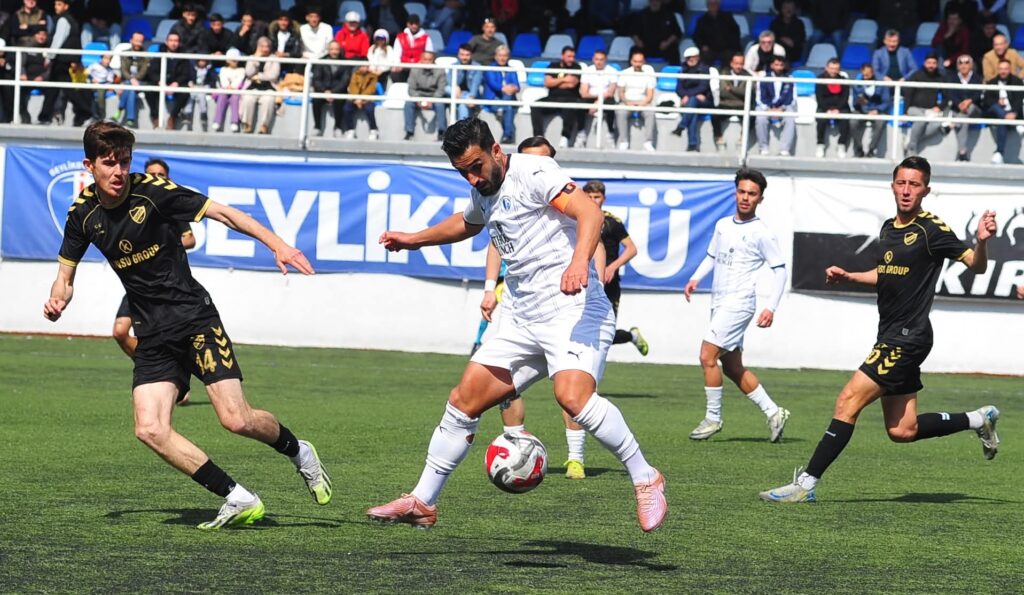 Beylikdüzü şampiyonluk iddiasını sürdürdü