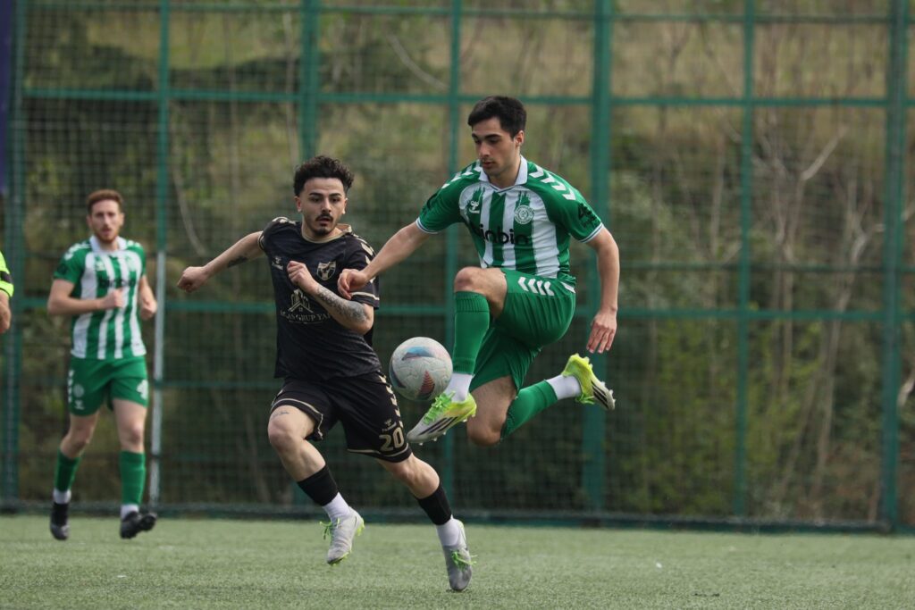 Trabzon 1453 kazanarak lige tutundu