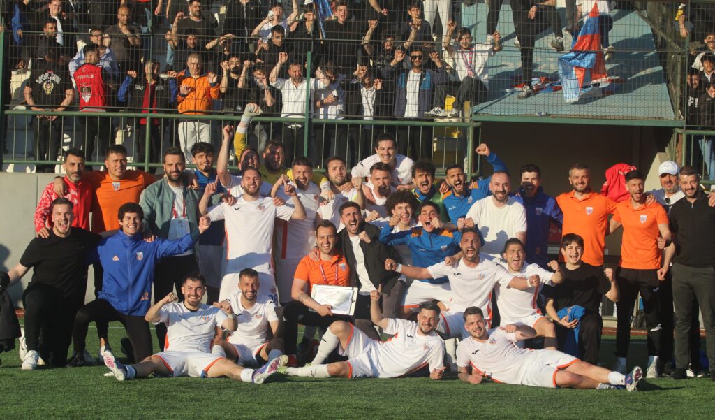 Alibeyköyspor hedefe bir adım daha yaklaştı