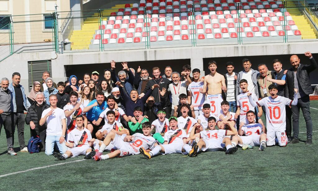 Gazi Mahallesi Şampiyonada ikinci kademede