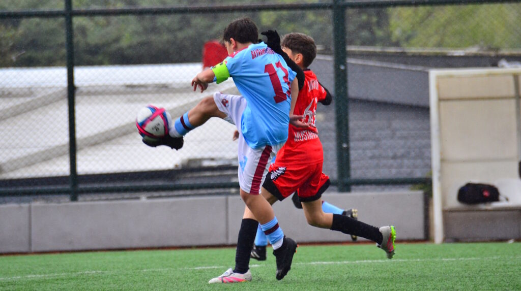 İstanbul Esenler Tokatspor deplasmanda güldü