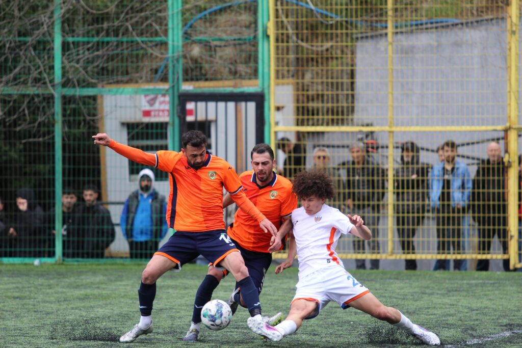 Girne Gençlikspor’dan play-off’a iyi başlangıç