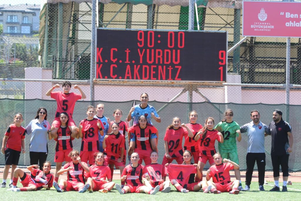 Lider Küçükçekmece İY’den gövde gösterisi
