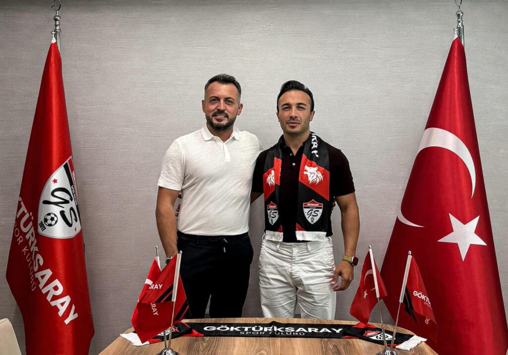 Göktürk Sarayspor’da kaptan imzayı attı