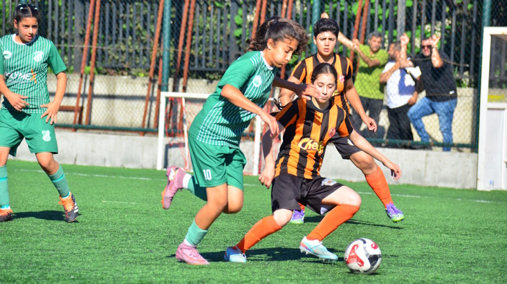 Dudulluspor rahat kazandı