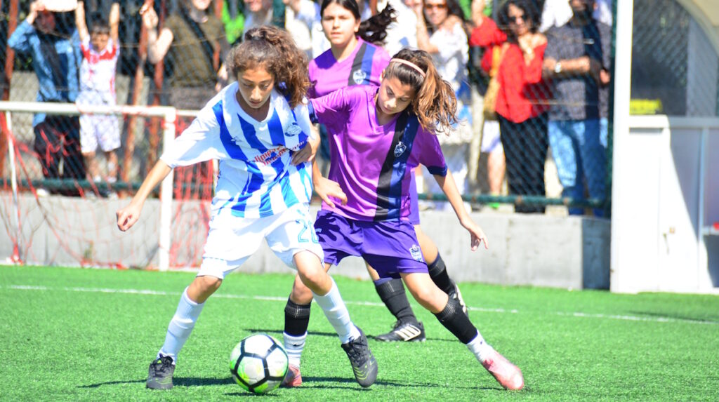 Gümüşyakaspor farklı kazandı