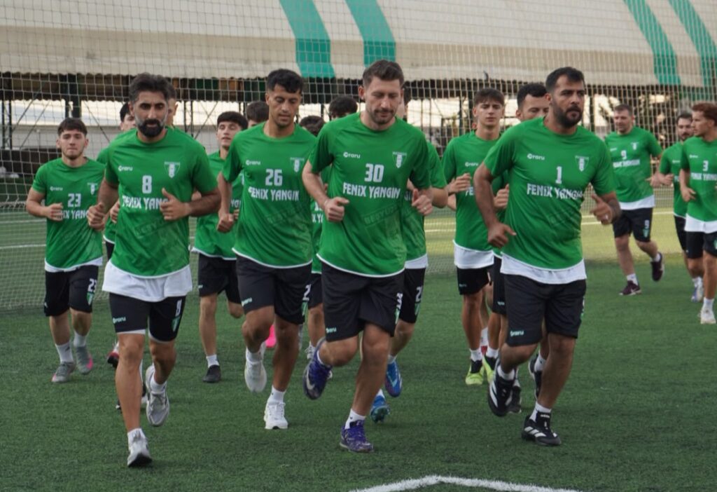 Beşyüzevlerspor yeni sezon için topbaşı yaptı