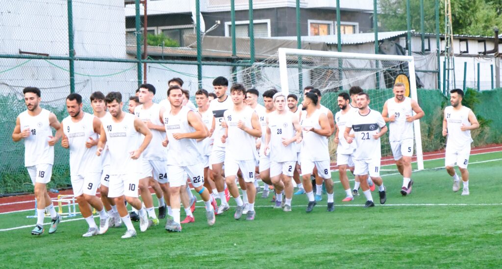 Sefaköy Kartalspor yeni sezon için sahaya indi