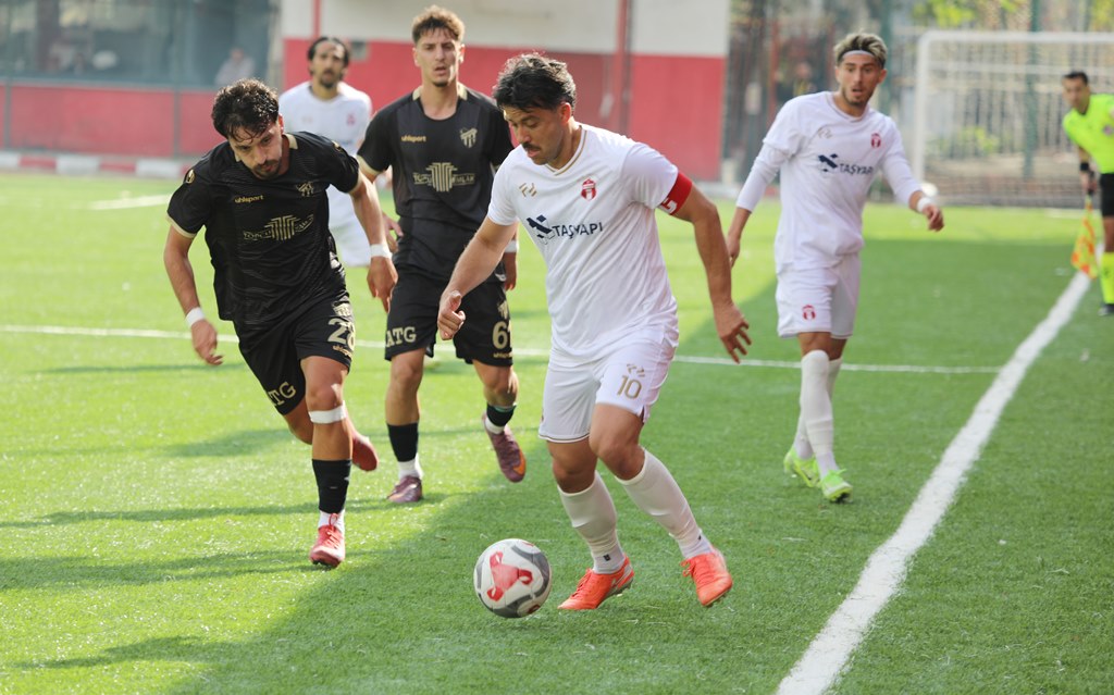 Dört gollü randevuda kazanan çıkmadı