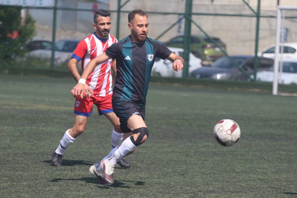 Zeytinburnu Yeşiltepe kaptanını takımda tuttu
