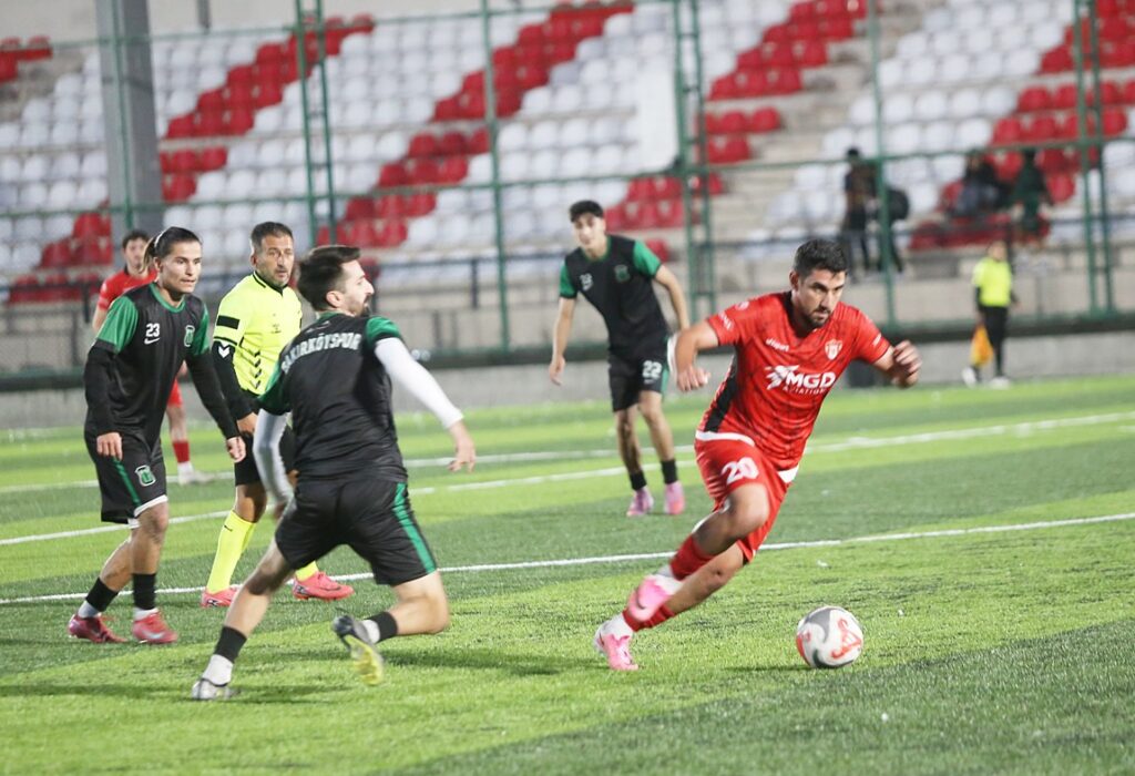 Bakırköyspor ile Avrupa Demirspor yenişemedi