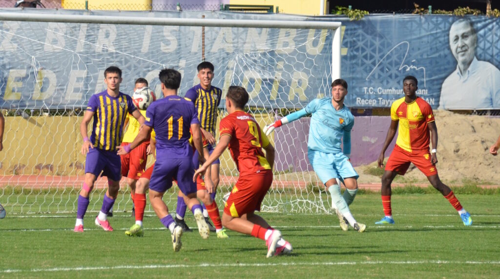 Eyüpspor Göztepe’ye kaybetti