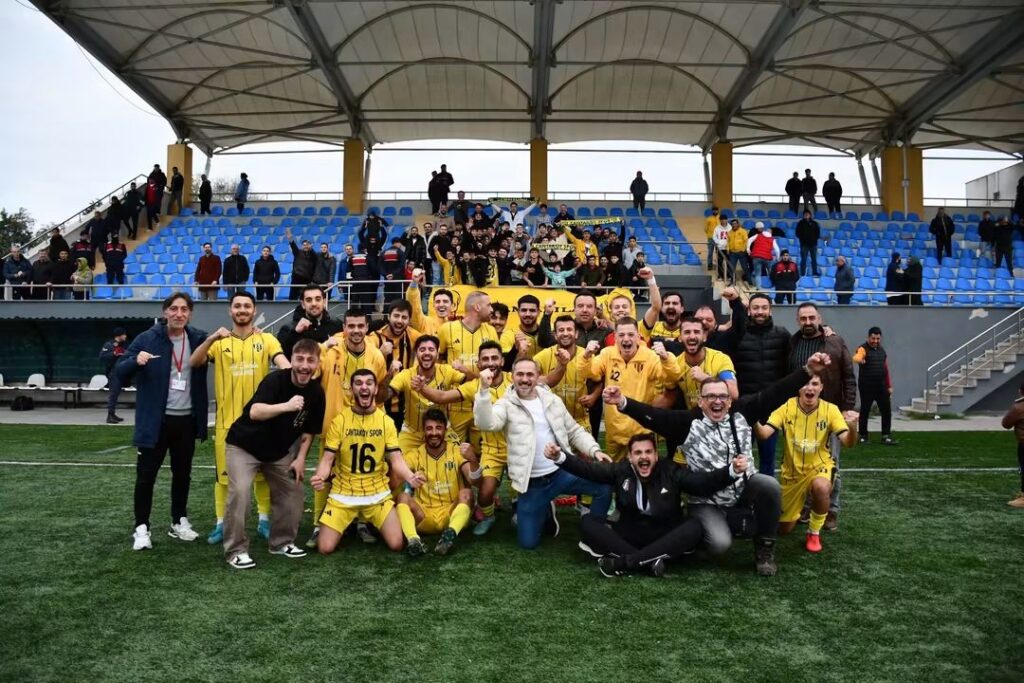 Çantaköyspor ilk galibiyetini Tunçspor karşısında aldı