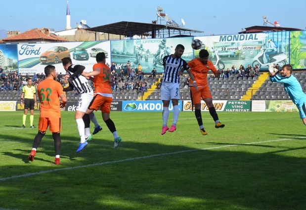 Tepecikspor Nazilli’den eli boş döndü