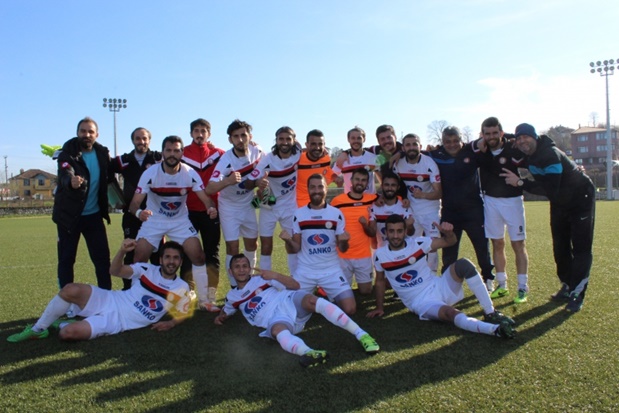Bartınspor şampiyonluğa koşuyor