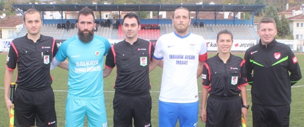 Adapazarıspor derbide uzatmalarda güldü