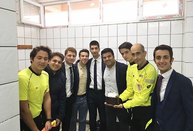 Amatör Ligin FİFA’sına doğum günü sürprizi