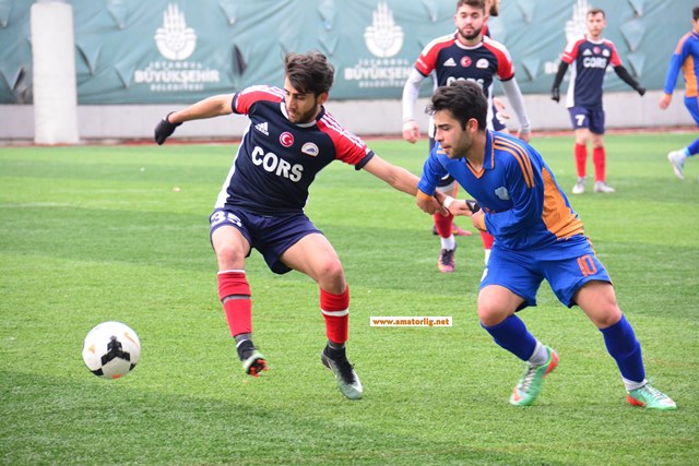 Sağmalcılarspor Öz Alibeyköyspor’u düşme hattında bıraktı