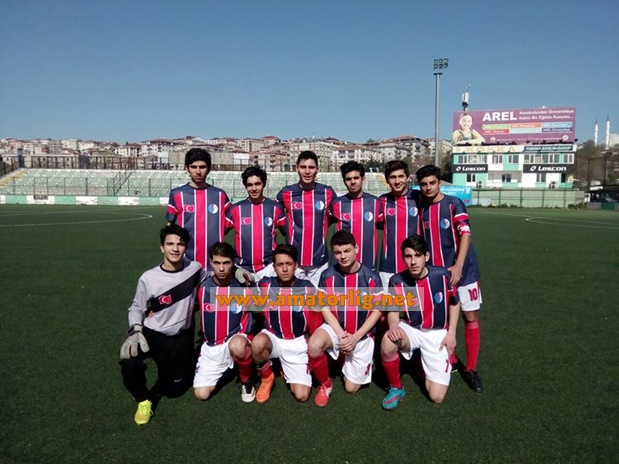 Ambarlı Işıkspor zirve yolunda