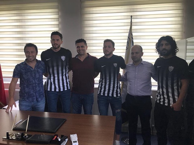 Şampiyon savunmacılar Somaspor’da