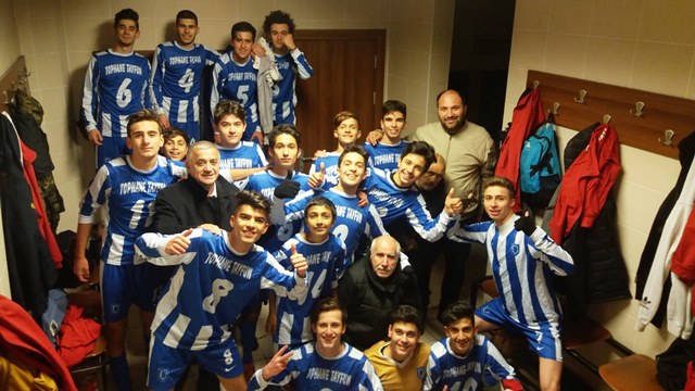 Tophane Tayfunspor şampiyonluğa yakın
