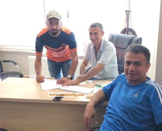 İzzetpaşaspor Furkan ile yeniden anlaştı