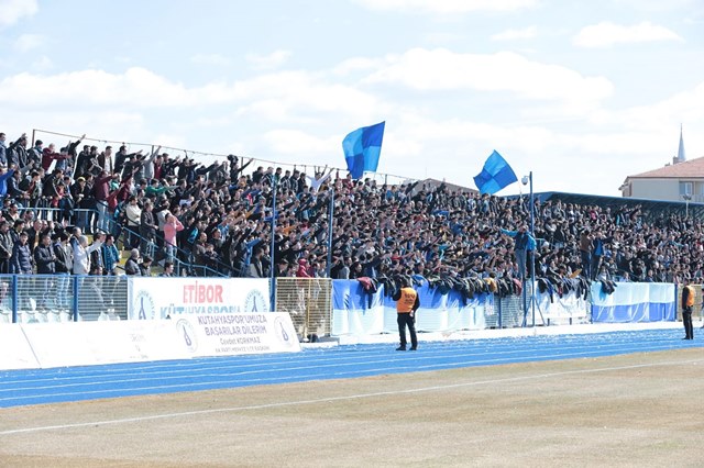 Kütahyaspor’da Hikmet Demirbilek istifa etti