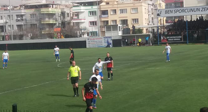 Çiğli Belediye evinde puan kaybı yaşadı